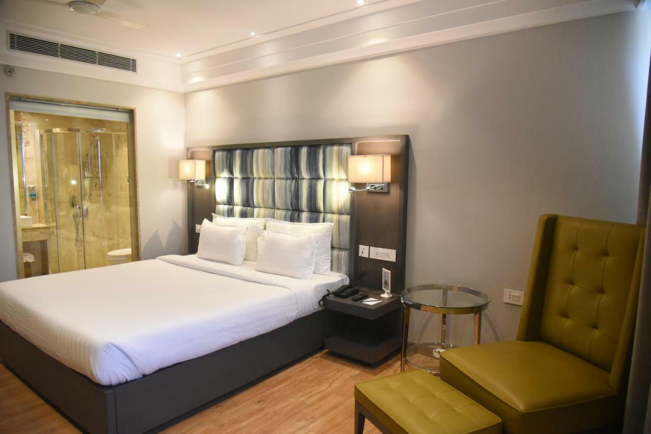 Hotel Accord Premier Raigarh Exterior foto