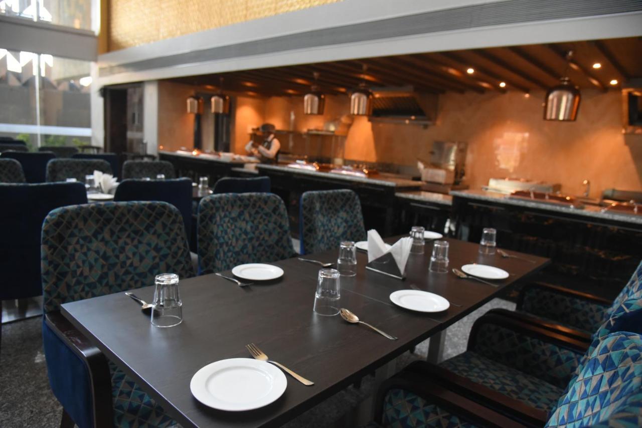 Hotel Accord Premier Raigarh Exterior foto